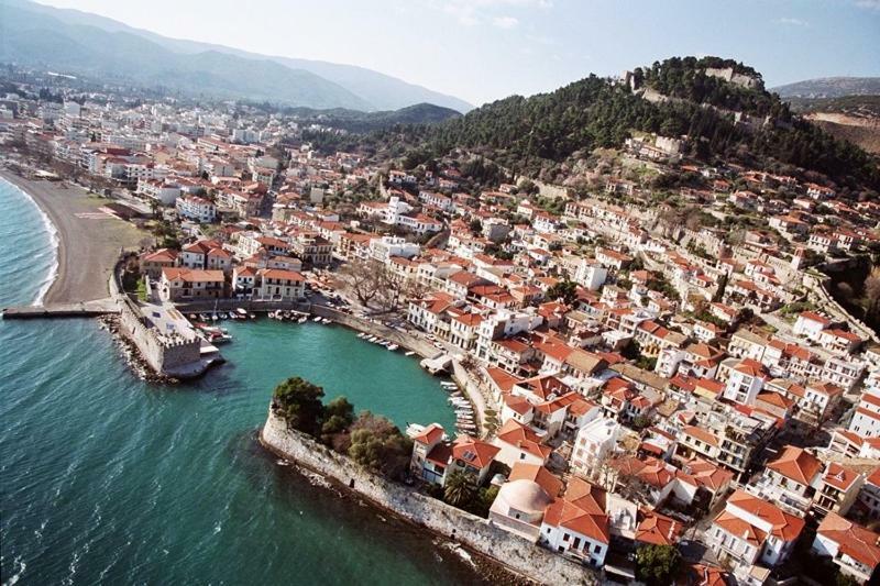 Seaside Residence In Nafpaktos Ngoại thất bức ảnh